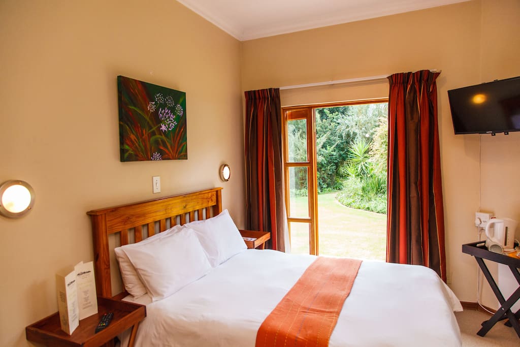 Small double room