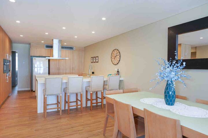 Allure on the Beach gallery image 5