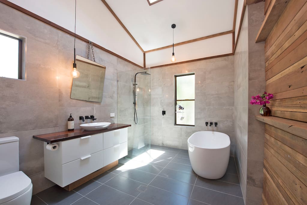 light & quiet unit in lennox head Houses for Rent in Lennox Head, New