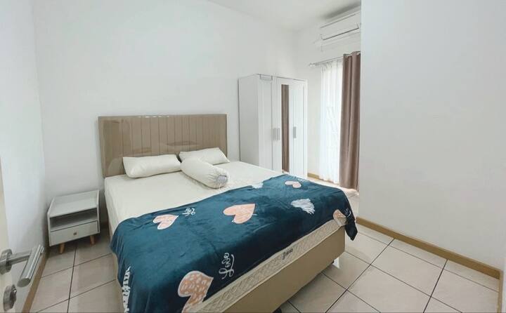 Dhoma kryesore e gjumit.. Madhësia e krevatit 160x200