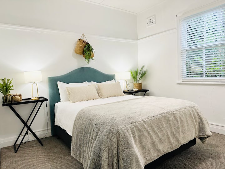 Bathurst Holiday Rentals & Homes New South Wales, Australia Airbnb