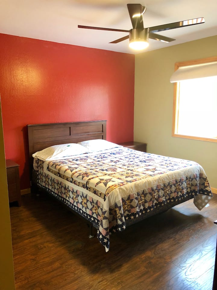 2ª camera con letto matrimoniale.