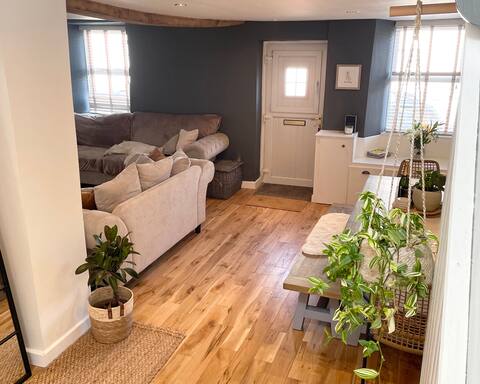 A Beautiful Market Town Home in the Lakes