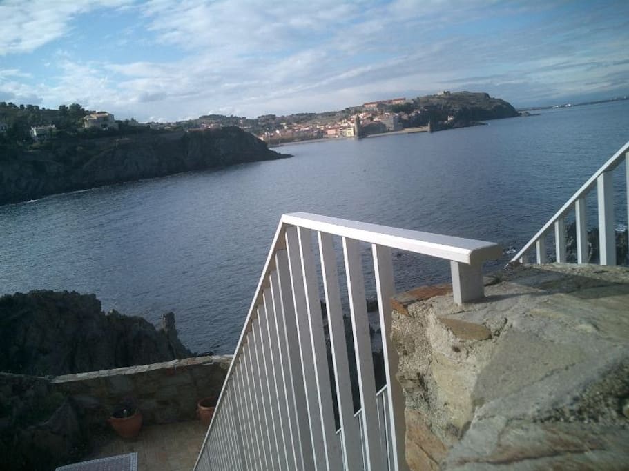Across to Collioure and going down to the lower terrace