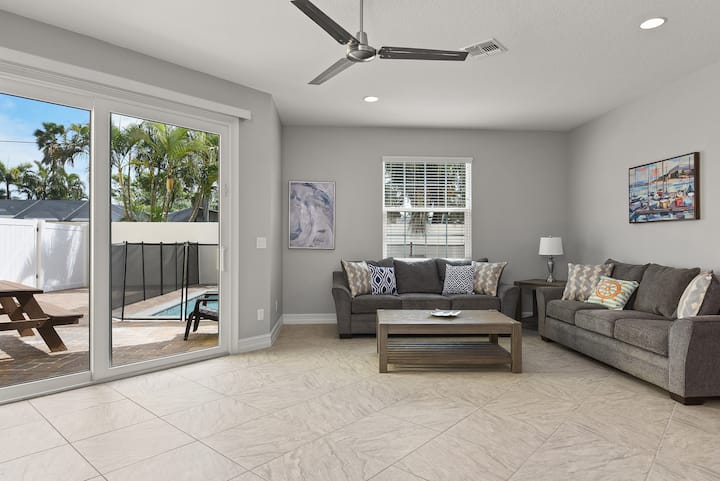 Private Pool! Fortebello Beachside 162 - Melbourne Beach, FL