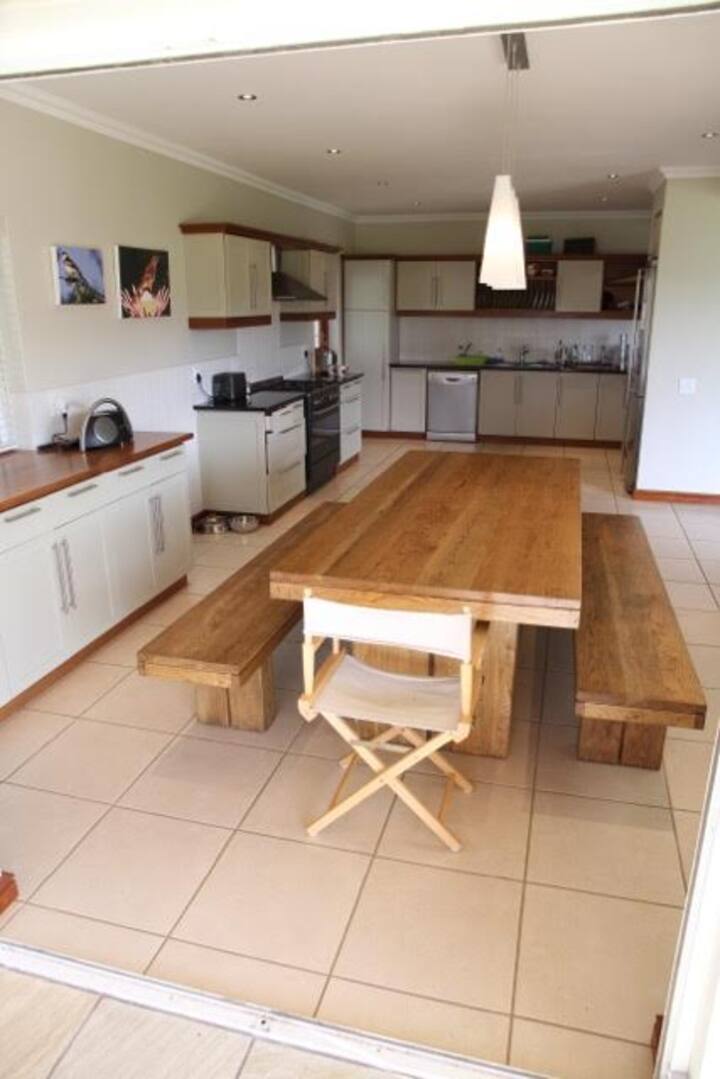 Moss house Theewaterskloof golf estate