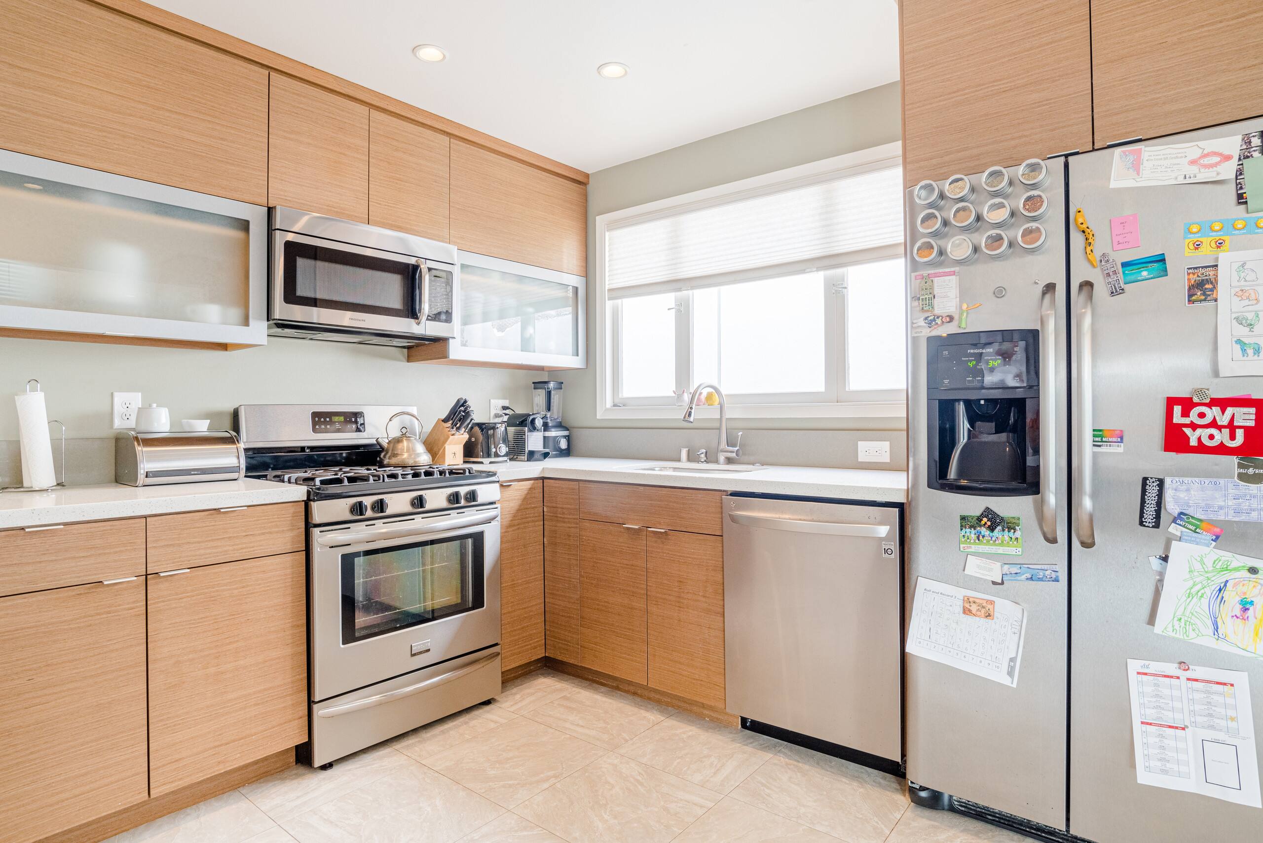 Home in San Francisco · ★4.94 · 4 bedrooms · 4 beds · 3 baths - Image 8
