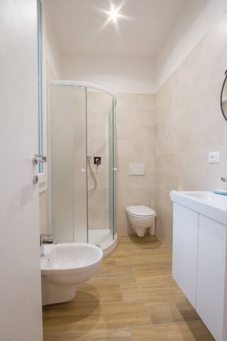 BOLOGNA Ospedale, Centro, Fiera, Fairy, Centre gallery image 5