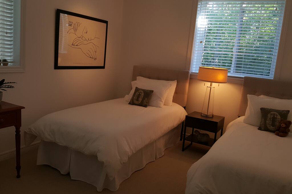 Twin Bedroom sleeps two