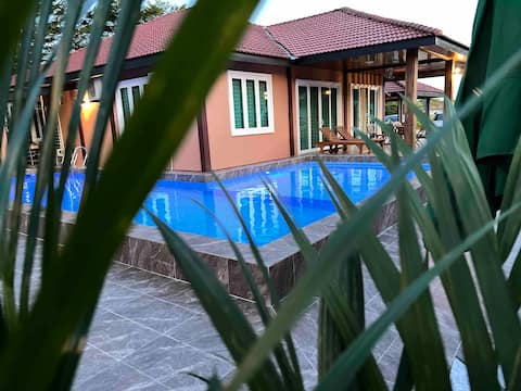 Bungalow D'Cenang- Private Pool