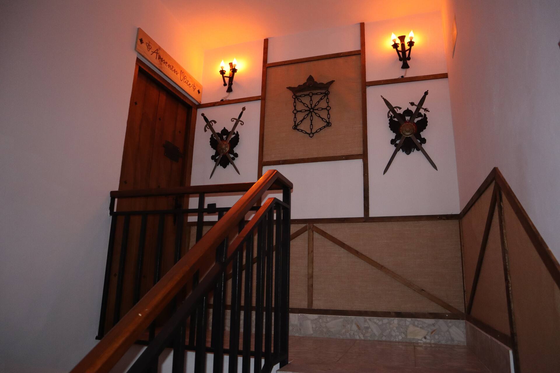 ”Aposentos Olite, a Royal Stay”