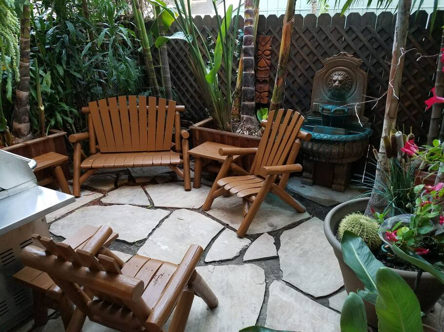 Backyard / bbq area.