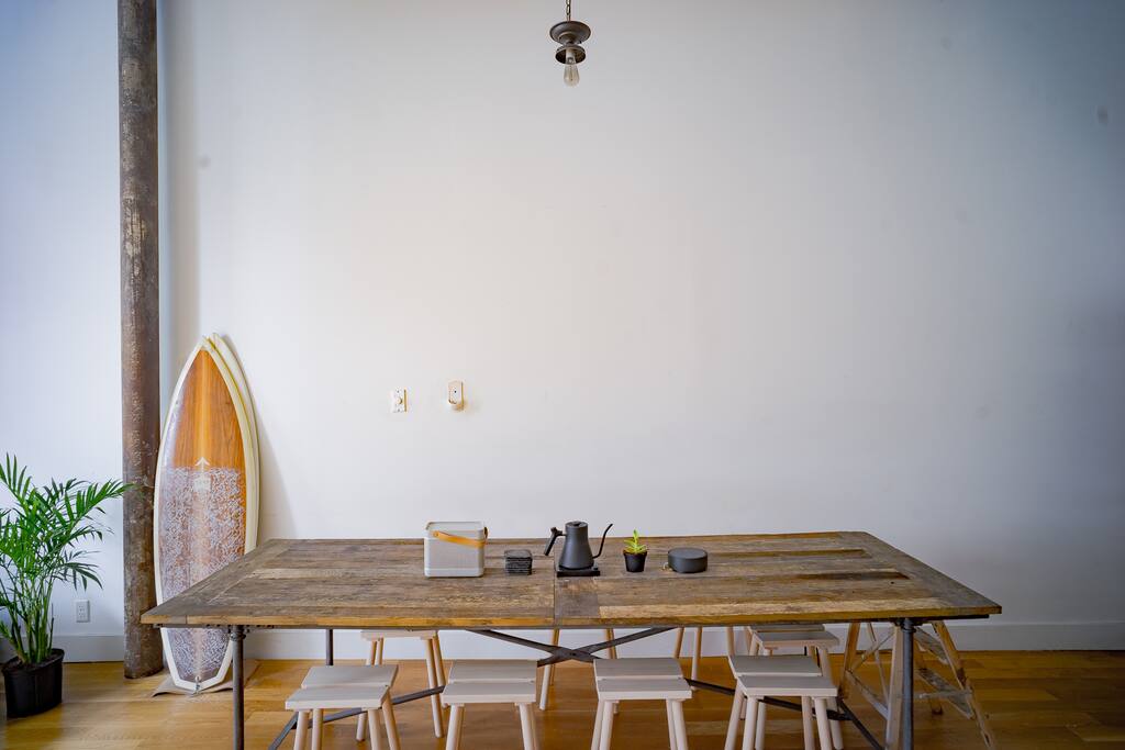 Huge tabletop for dining or work space