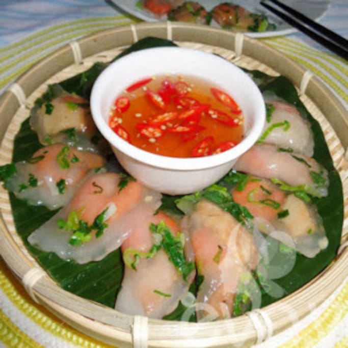 Vietnamese tapioca dumpling