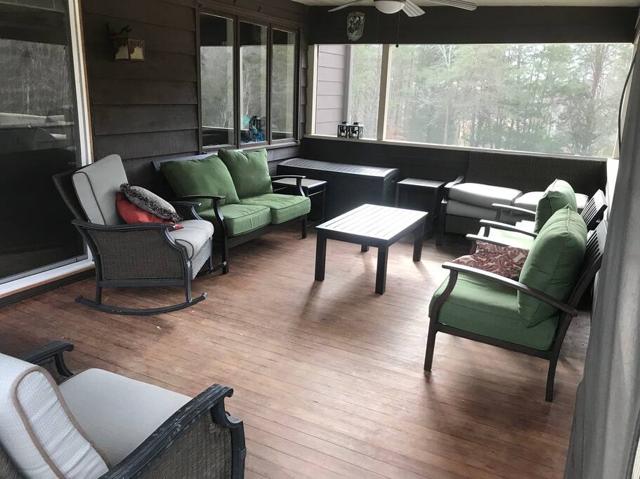 Screen Porch