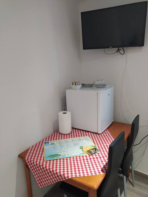Successful Airbnb property: Sweet and cozy Solo room Split city center in Grad Split