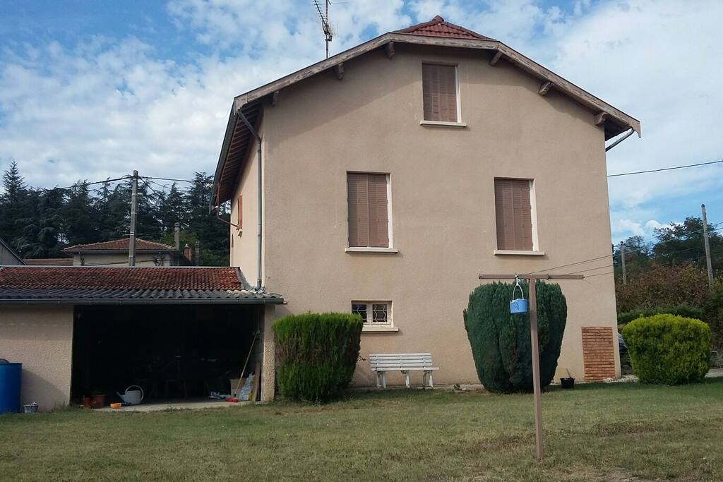 la maison côté sud.