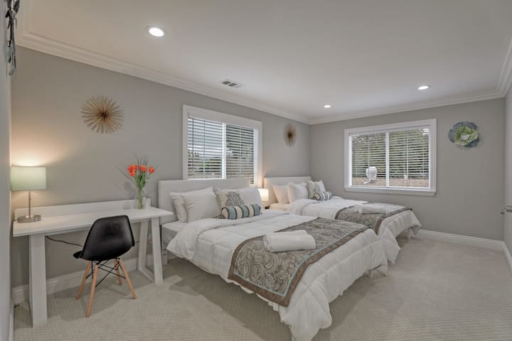 Modern 5B/2B – SAP center/Downtown San Jose