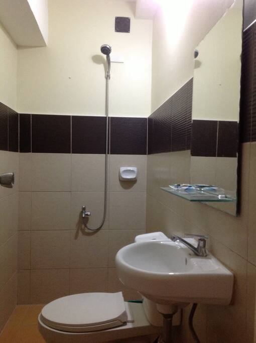 Toilet/Bathroom