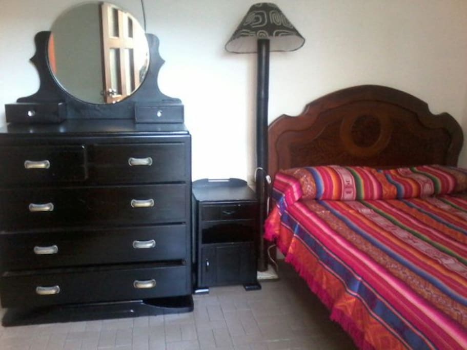 Cama y ropero