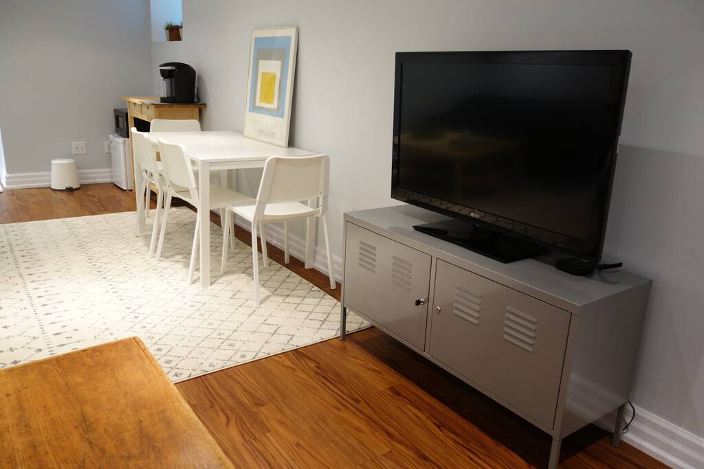 HDTV and Apple TV for Netflix, mirroring, etc.