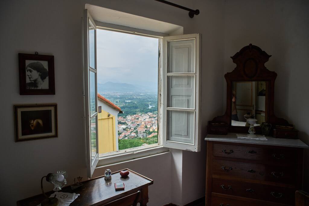 vista sulla valle della Magra