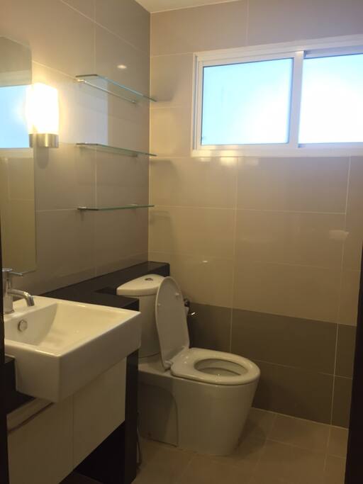 Living Room - Restroom