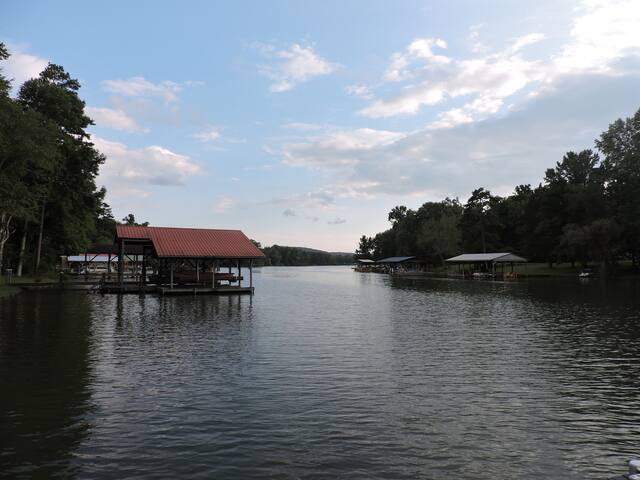 Airbnb Ten Mile Vacation Rentals Places To Stay Tennessee