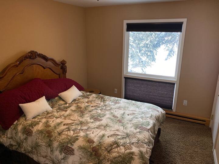 Queen Bed