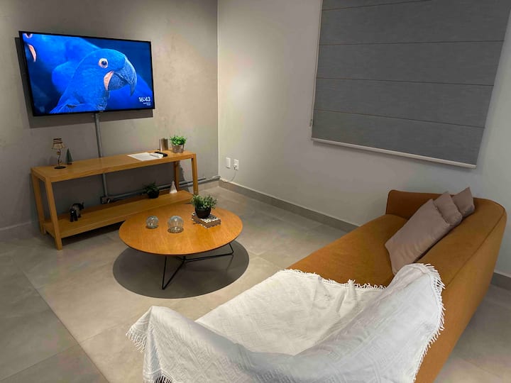 Flat Lindo⭐️todo Decorado⭐️loc. Privilegiada ! - Londrina