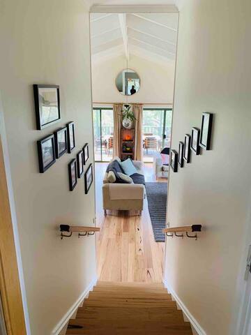 Relax in the Treetops – Walk Everywhere! gallery image 3