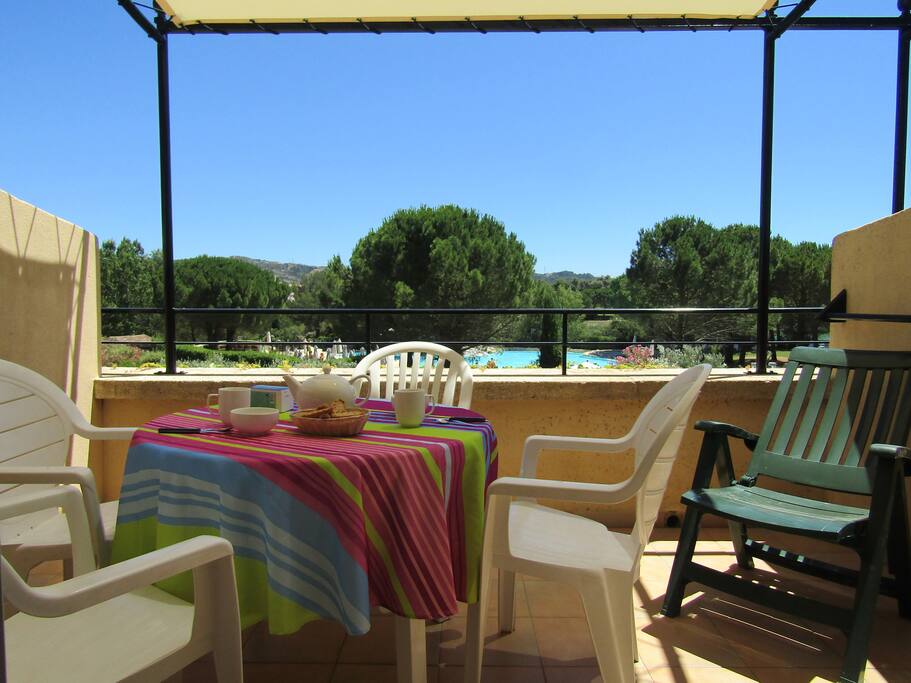 La terrasse ombragée