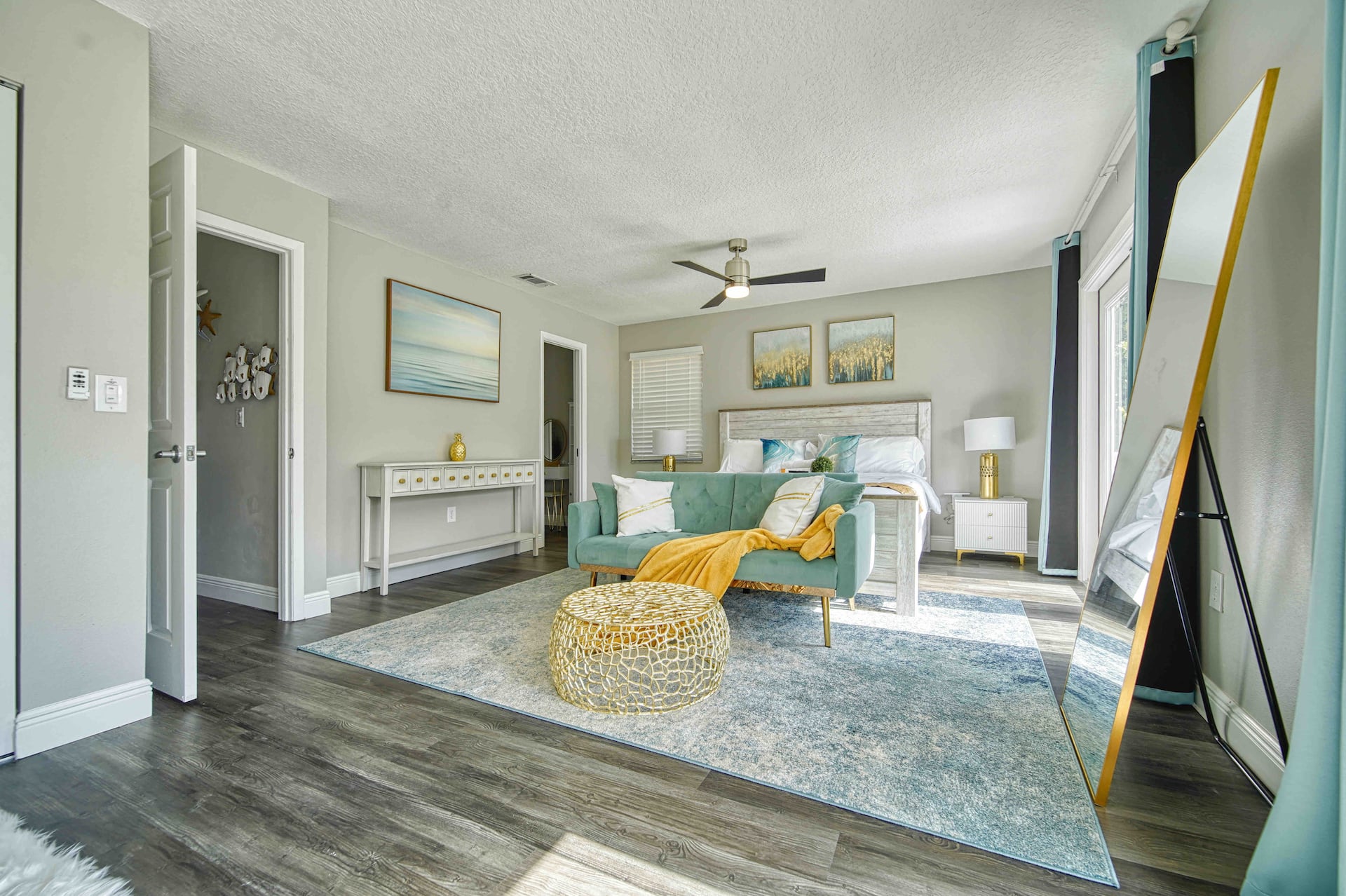 Heated Pool, Arcade with PS5, 5min from Legoland-Stylish LakeHome — photo 4