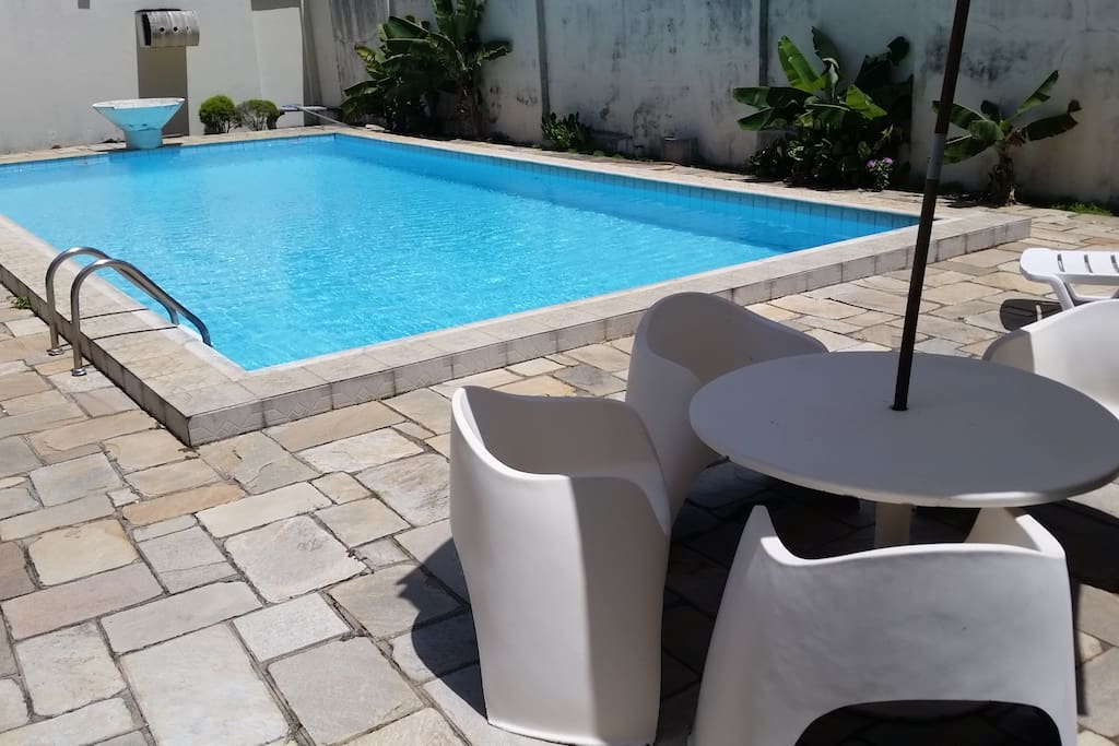 Área Piscina