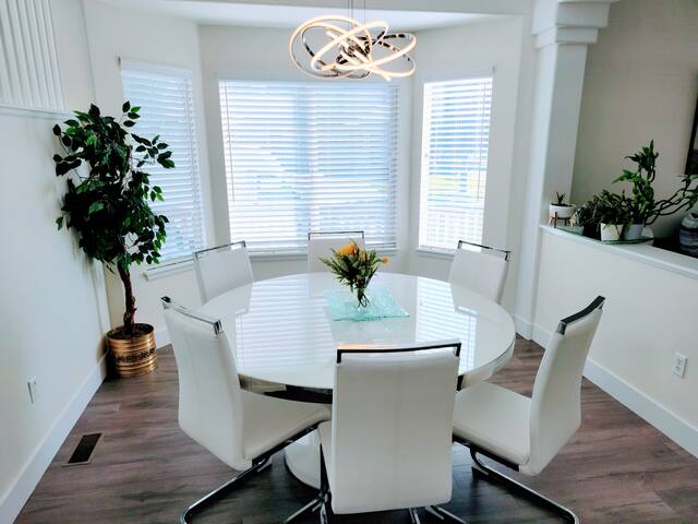 Modern Spacious|5BR3.5B|DIA|Gaylord|GVRGolf|CU Med gallery image 3