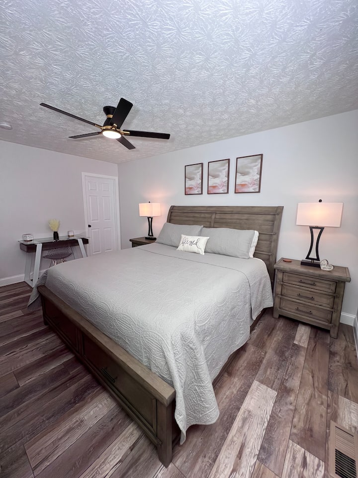 Მთავარი საძინებლის ზომა 193 × 203 სმ 