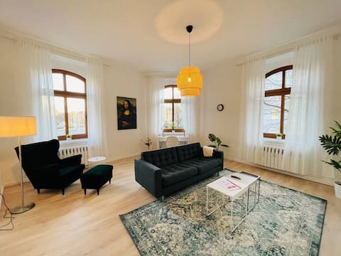 YourFavoriteBed | 90m2 designapartment near center