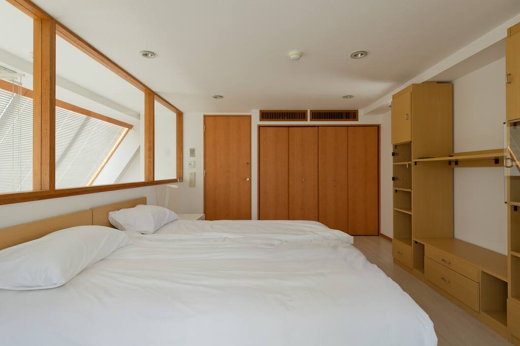 Main Bed Room on Penthouse
ペントハウス メインベッドルーム