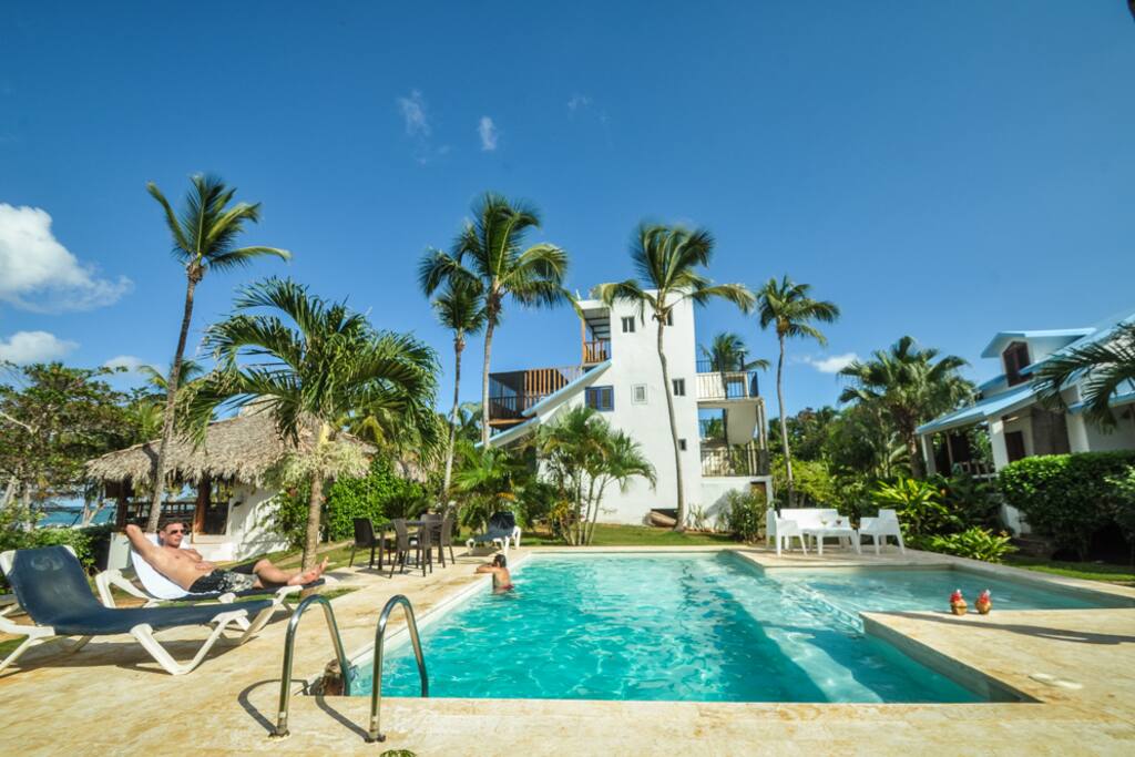 La villa vue sur mer et piscine