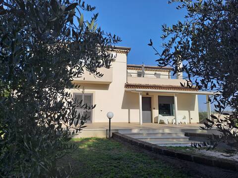 Villa at the foot of Monte Vulture (Ground floor)