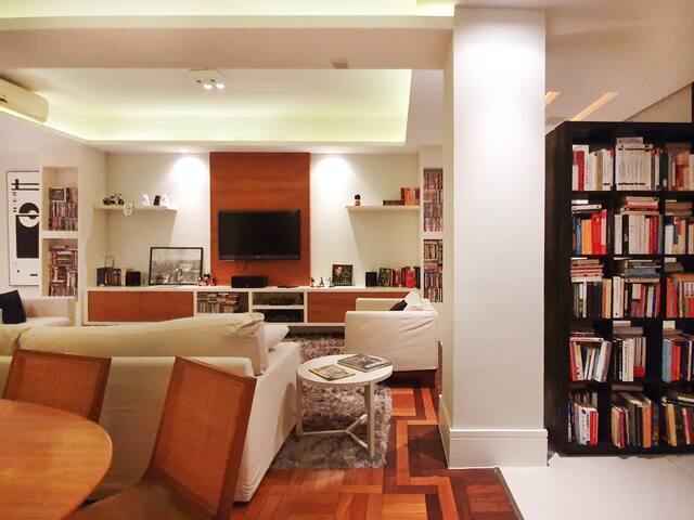 Belíssimo e confortável 2 quartos no Flamengo gallery image 3