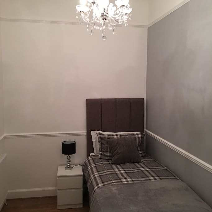 Single bedroom
