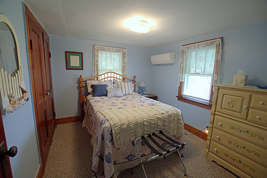 Downstairs bedroom #1