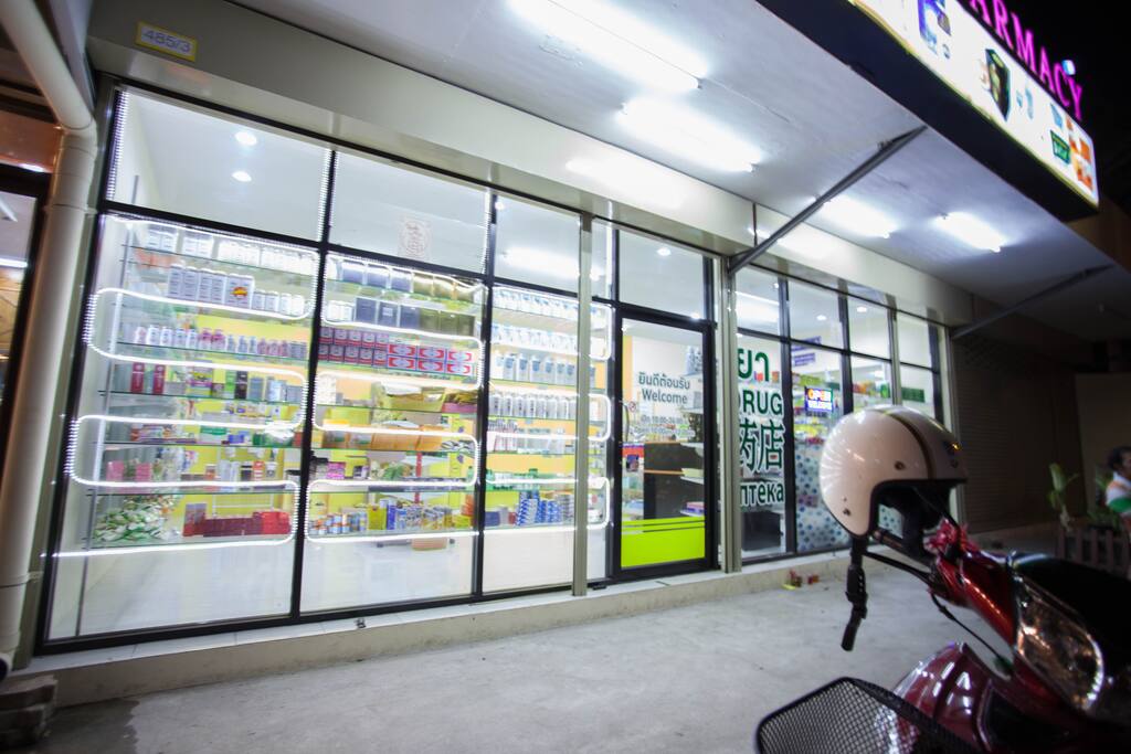 Pharmacy Nearby By South Pattaya night life city