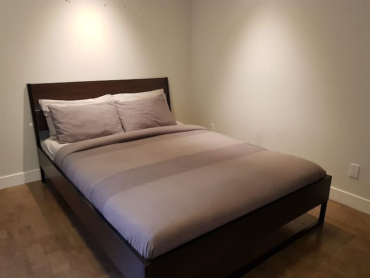 ห้องนอนใต้ดิน