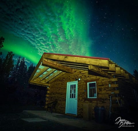 Popular Airbnb listing: Alaska Aurora The Big Dipper in Fairbanks