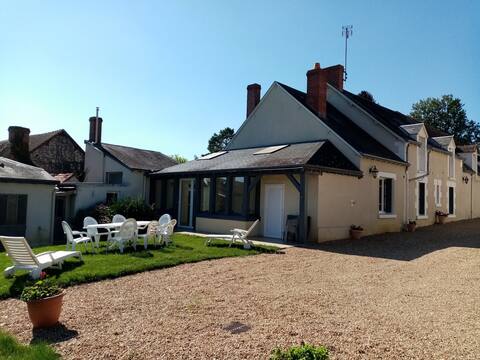"Le duo divin" cottage 10 minutes from ZooParc de Beauval,