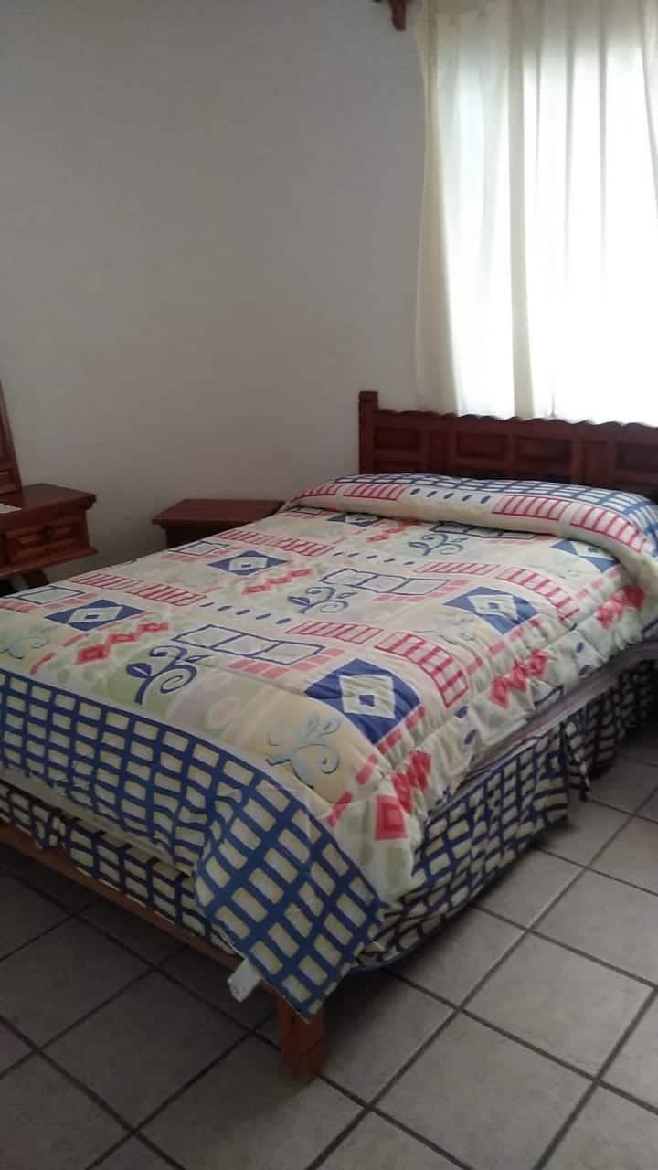 Recámara 2 , cama matrimonial