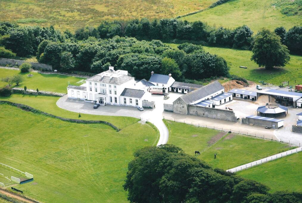 Beechmount House & Stables Bed and breakfasts for Rent in Rathkeale