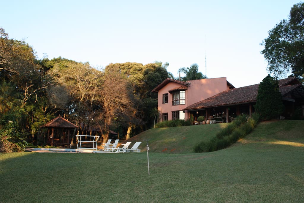 Casa com Vista para a Piscina